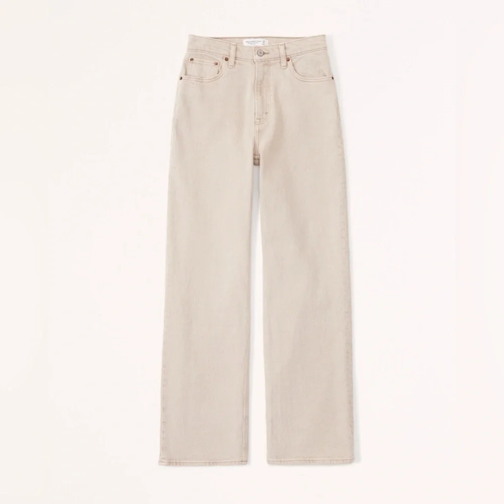 Abercrombie 90’s High Rise Relaxed Jean - 27 - Picture 5 of 8